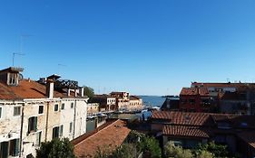 Sunrise Apartment In Giudecca